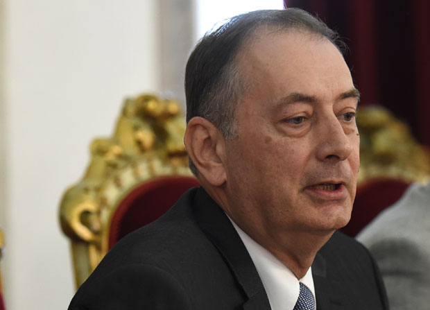 Школарине на истом нивоу, Универзитет најављује жалбе