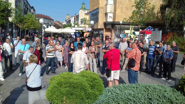 Протест бивших радника Застава камиона