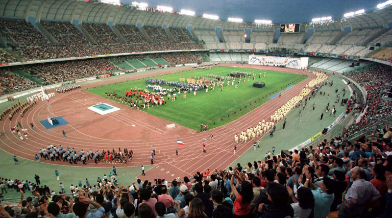 ЗВЕЗДА ПОНОВО У БАРИЈУ? Наполи тражи измену домаћинства у Лиги шампиона