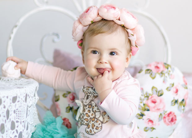 Шест зуба за годину дана