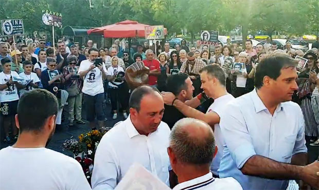 Опозиција у кампању укључила покрет Правда за Давида