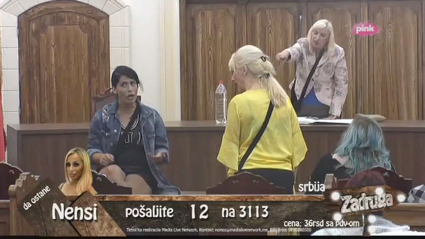 ТРЧАЊЕ ЗА КАЗНУ: Снежана пресудила Дарији због крађе (ВИДЕО)