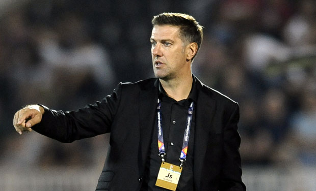 НИКАД СА ИСТИМ ТИМОМ: Крстајић на 11 мечева прилично мешао репрезентативне карте