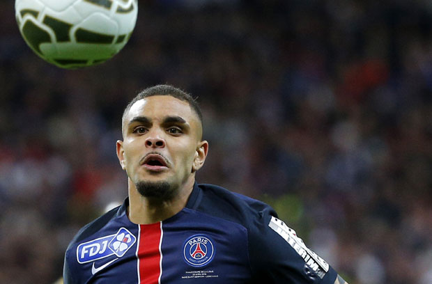 ПАРИЖАНИ ОСТАЛИ БЕЗ ЛЕВОГ БЕКА: Курзава оперисан!