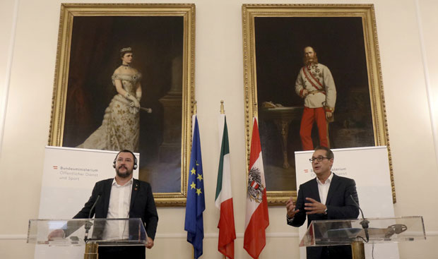 САЛИВИНИ ПОРУЧИО БРИСЕЛУ: За пар месеци ћемо са Орбаном владати Европом