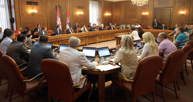 Влада усвојила одлуку о минималној цени рада