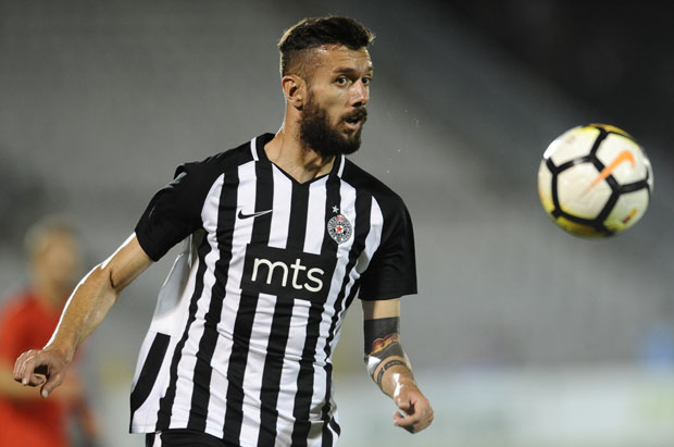 ИСПИТИ ДО ЗВЕЗДЕ: Фудбалери Партизана гостују Пролетеру у Новом Саду