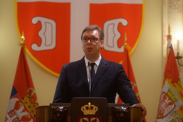 ВУЧИЋ О СТРАВИЧНОЈ НЕСРЕЋИ НА ГРАДИЛИШТУ: Саучешће породицама,на несрећи се не купе политички поени