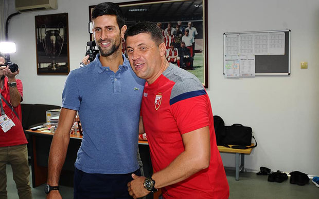 ПОСЕБНА ПОДРШКА НА МАРАКАНИ: Ђоковић међу навијачима црвено-белих против Радника