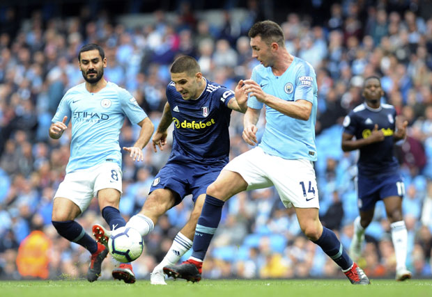 ЧЕЛСИ ЖЕЛИ МИТРА: Менаџер Сари није задовољан Моратом и Жируом