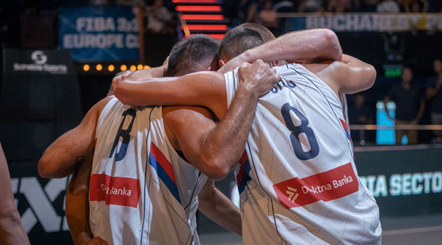 КОЛЕКЦИЈА КОМПЛЕТИРАНА: Српски баскеташи на крову Европе, освојили све што се могло освојити