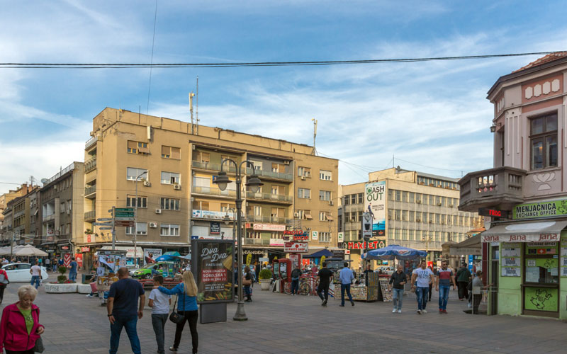 Цео Ниш на једном шалтеру, сви чекају пореска уверења