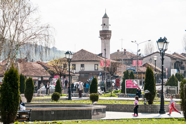 СКАНДАЛ У НОВОМ ПАЗАРУ: Исламска заједница порушила једну од најстаријих џамија