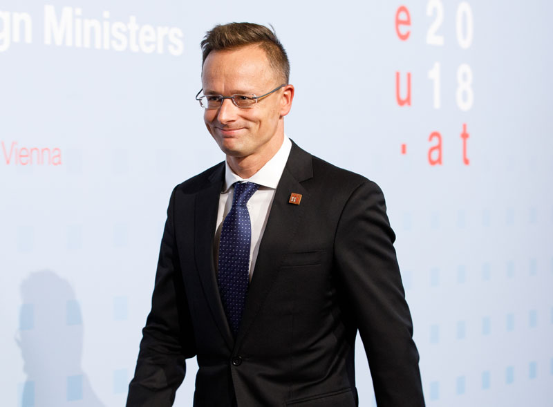 МАЂАРСКА ОДЛУЧНА: Никада нећемо бити земља миграната, терају нас на немогуће ствари