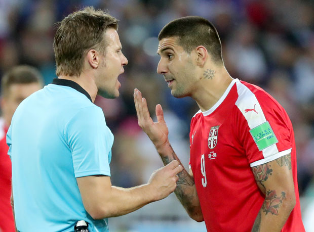 ОШТЕТИО СРБИЈУ, ПА ИСКЉУЧИО РОНАЛДА: Брих више не сме да суди!