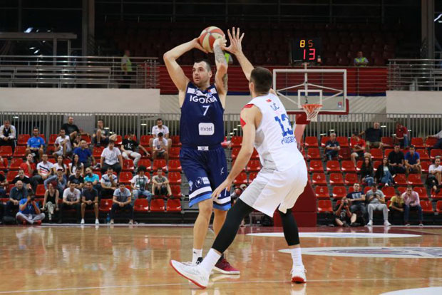 АБА СУПЕРКУП: Мучење Будућности, али победа за полуфинале са Партизаном