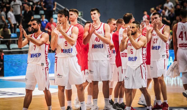 РАСПАД СИСТЕМА У ХРВАТСКОЈ: Репрезентативци у алкохолисаном стању после пораза у квалификацијама, огорчени Рађа најавио жестоке санкције...