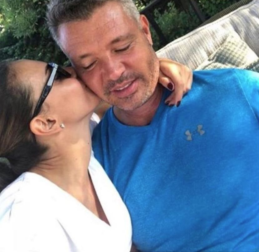 ЕМИНИН НОВИ ДЕЧКО ОБЈАВИО ЗАЈЕДНИЧКУ ФОТОГРАФИЈУ ПА ШОКИРАО СВЕ: Моја ћерка, толико ми недостаје