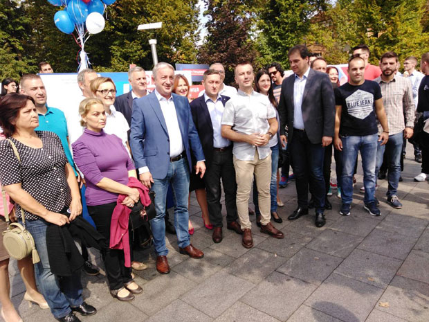 Посао способнима, а не подобнима!