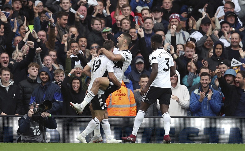 Митровић не стаје, Србин донео бод Фуламу (ВИДЕО)