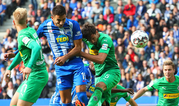 БУНДЕСЛИГЕ: Бајерн и даље максималан, Херта прати лидера, Хофенхајм и Дортмунд ремизирали