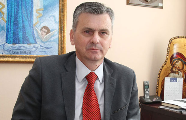 Прописи перу квадрате