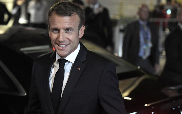 Макрон орденом осудио ратни сукоб