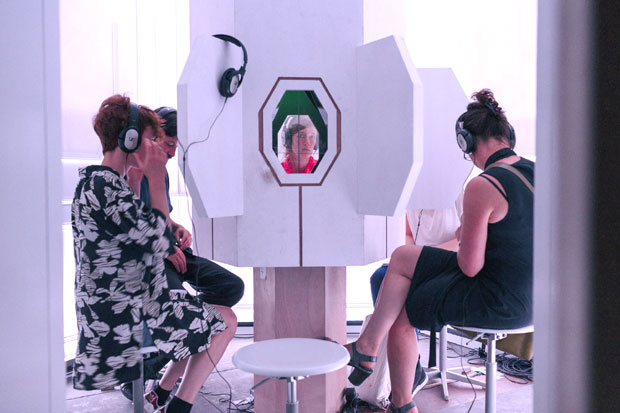 ПОЗОРИШНА КРИТИКА: Директан пренос умирања