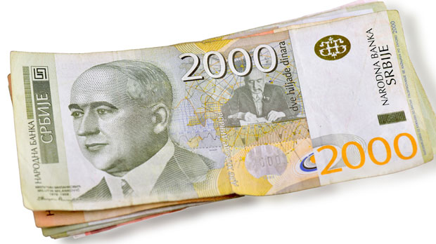 Просечна јулска нето плата 49.202 динара, реално већа 4 одсто