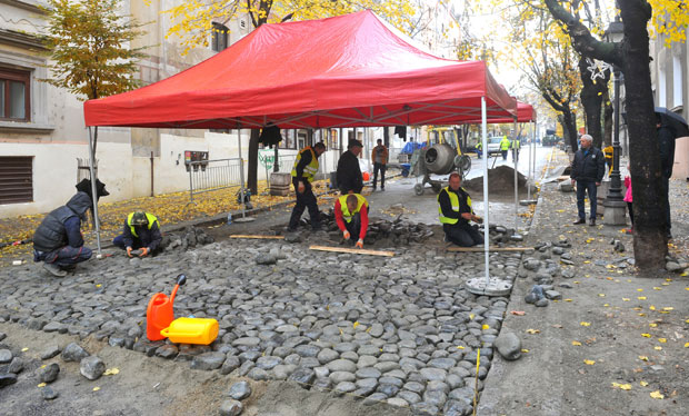 Одложена обнова Скадарлије