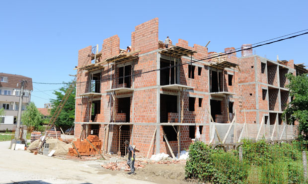 Закони морају да важе за све