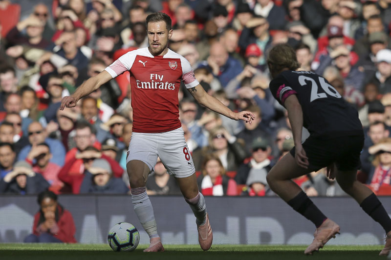 ПОНУДА ВЕЗИСТИ: Арон Рамзи мета даме