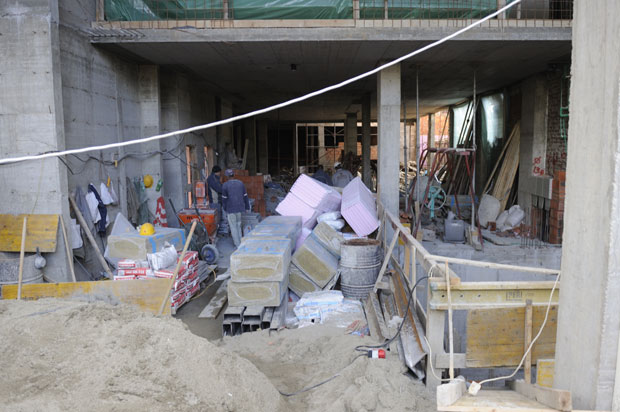 НЕ ХАЈУ НА ПРИЈАВЕ ИНСПЕКЦИЈЕ: Зидају и под кривичном пријавом