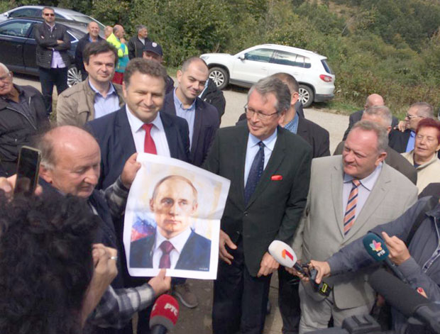 Шпијунка: Чепурин однео два медведа