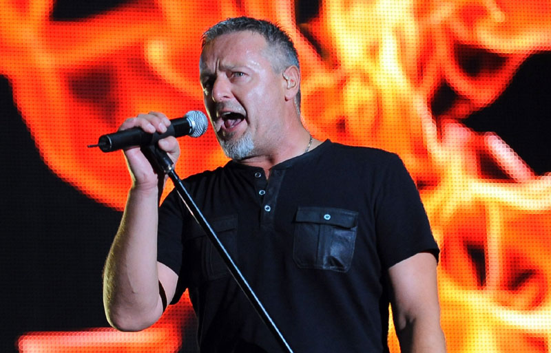 Томпсон тужи Србе