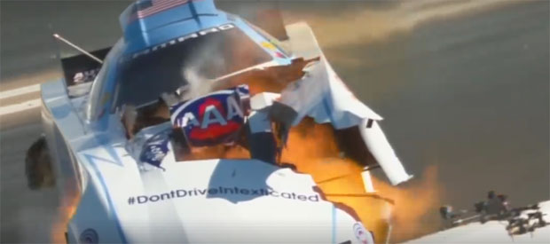 СТРАХОВИТА ЕКСПЛОЗИЈА НА ТРЦИ: Победио иако му је шасија одлетела у ваздух (ВИДЕО)