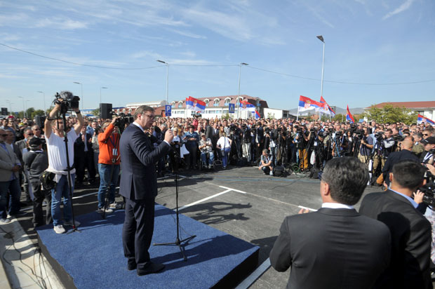 ВУЧИЋ У НИШУ: После пропадања, градимо будућност за нашу децу!