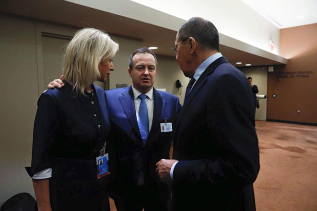 РУСКА И СРПСКА БРАЋА И СЕСТРЕ: Захарова објавила фото са Дачићем и Лавровим 