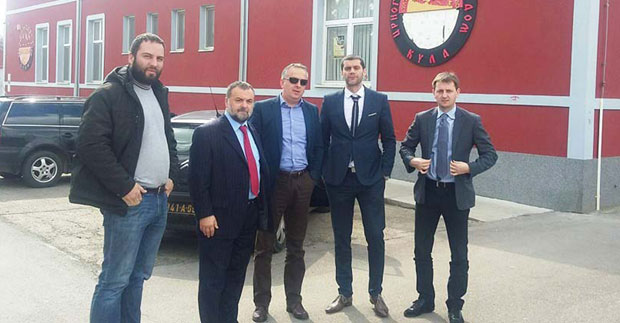 ПРЕКО НОЋИ ЂЕТИЋИ: Масовно уписивање у бирачки списак у Кули