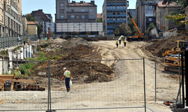 РАД НА ЦРНО: За непуни месец откривено чак 57 фирми без иједног папира?