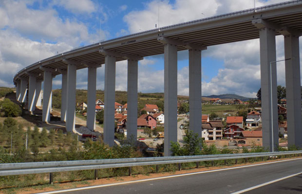 ДЕОНИЦА АУТО-ПУТА НА КОРИДОРУ 10: Неимари укротили грделичку клисуру