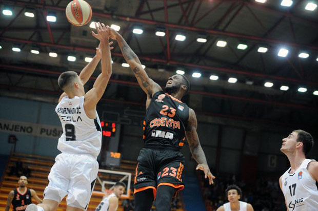 ЦРНО-БЕЛИ СЛАВИЛИ У ЗАГРЕБУ: Партизан блистао, па стрепео против Цедевите