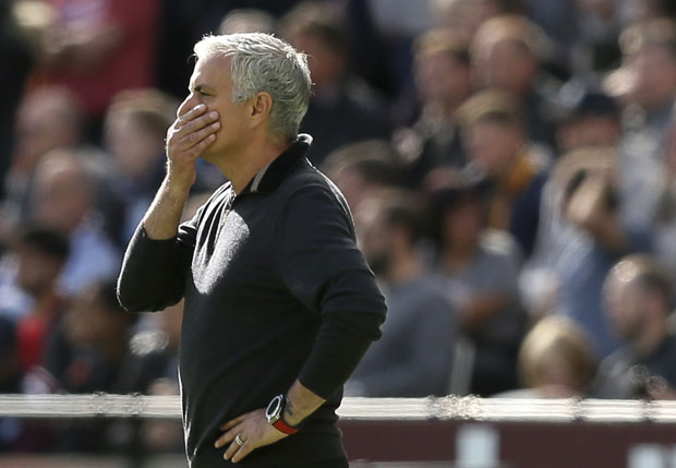 МУРИЊО ПОНОВО ИМА ОБЈАШЊЕЊЕ ЗА ПОРАЗ: Две грешке судија, аутогол...