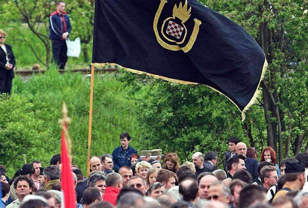  Аустрија због Хрвата забрањује усташке симболе, уводи казне?