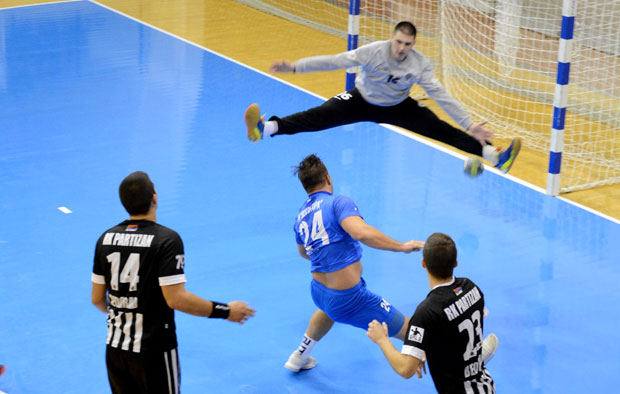 Партизан поклекао у Зубином Потоку: Мокра Гора славила