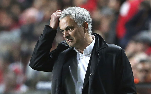 ЛШ: Матић са Јунајтедом за Муриња, Тадићев Ајакс у Минхену