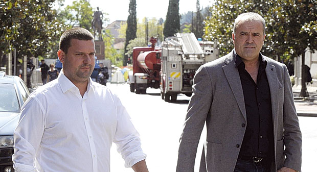 Траже 400.000 евра одштете