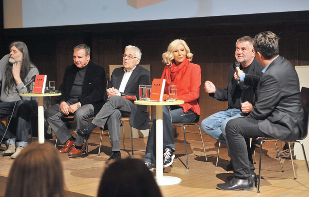 МОЈ БРОД ЈЕ БАЧЕН ДАЛЕКО: Редитељ Рајко Грлић на промоцији своје књиге у Кинотеци