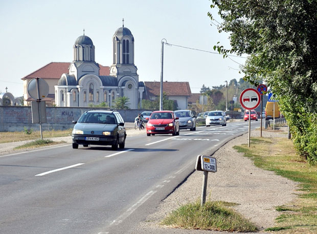УДЕС У ДВОРОВИМА: Погинуо младић из Бијељине