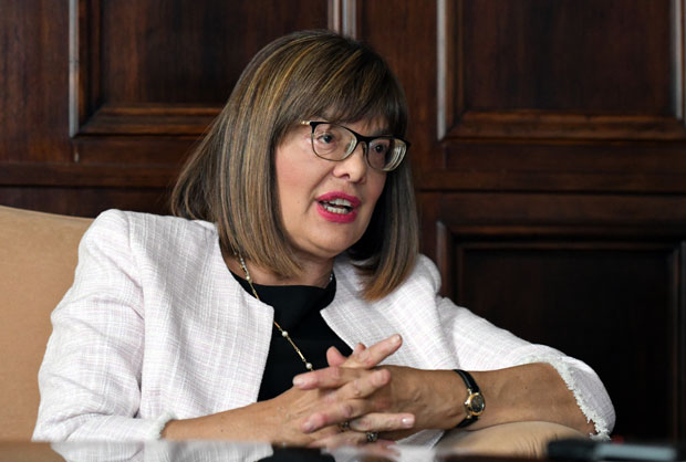 Шпијунка: Маја Гојковић и књиге о Руанди